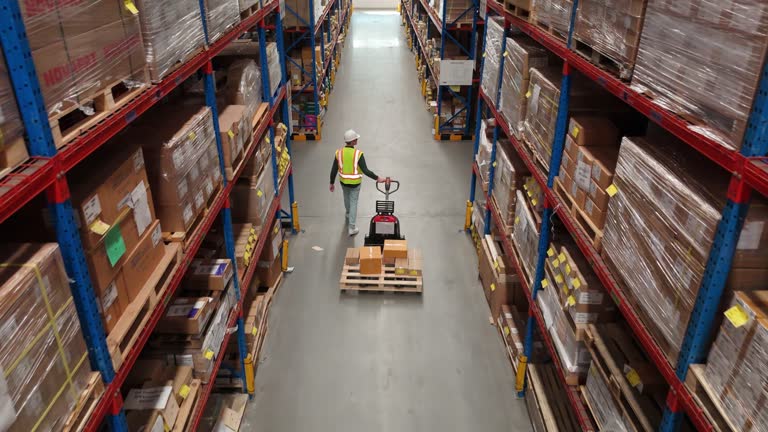 Warehouse dispatch aligned with north-east direction